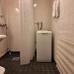 Spacious For 5 Apartment