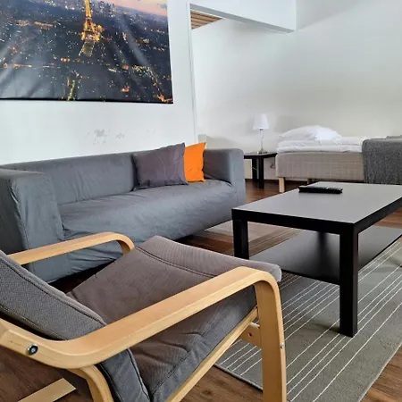 Spacious For 5 *